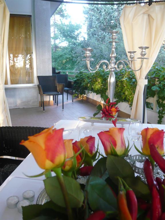 Hotel Ristorante Sole Múggia Buitenkant foto
