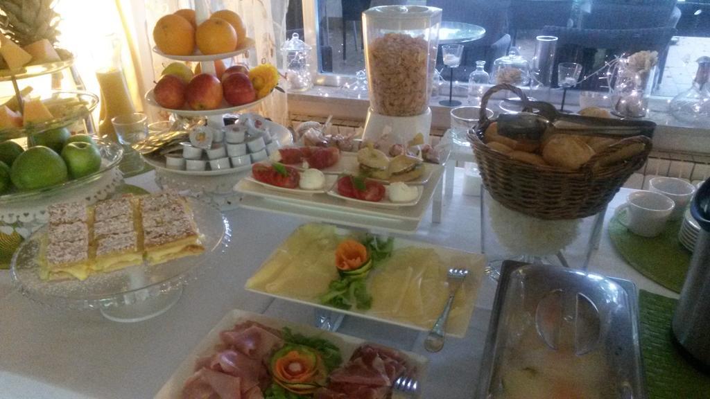 Hotel Ristorante Sole Múggia Buitenkant foto